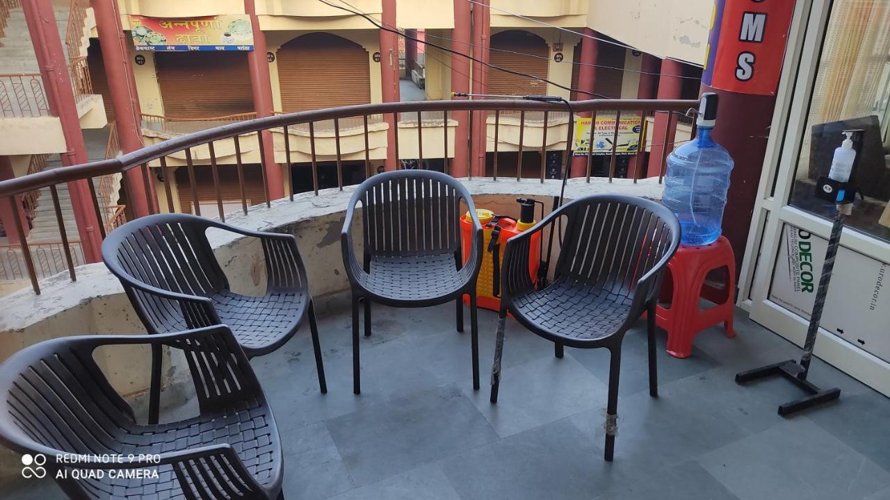 City Crown Guest House Sundarnagar المظهر الخارجي الصورة