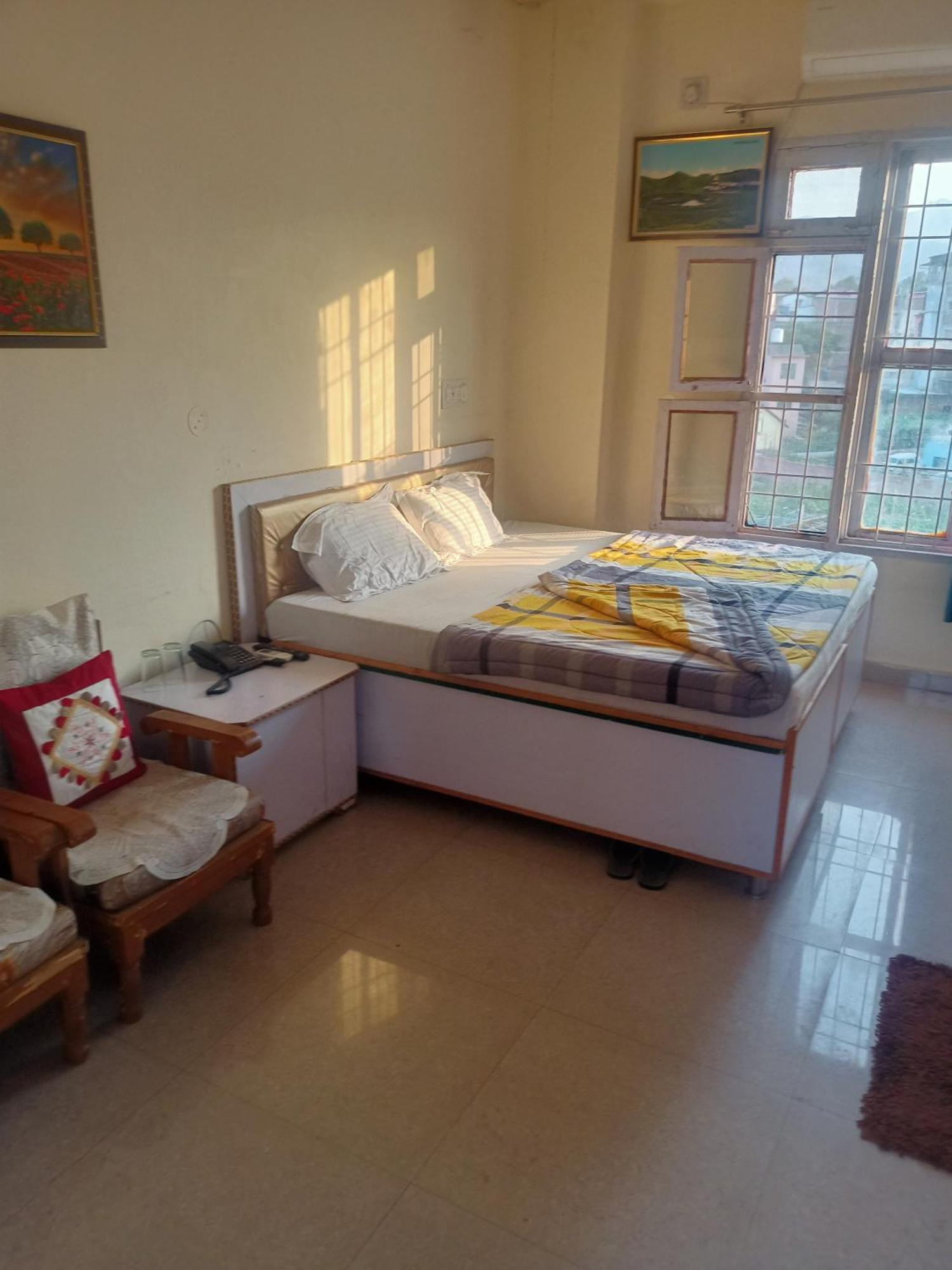 City Crown Guest House Sundarnagar الغرفة الصورة