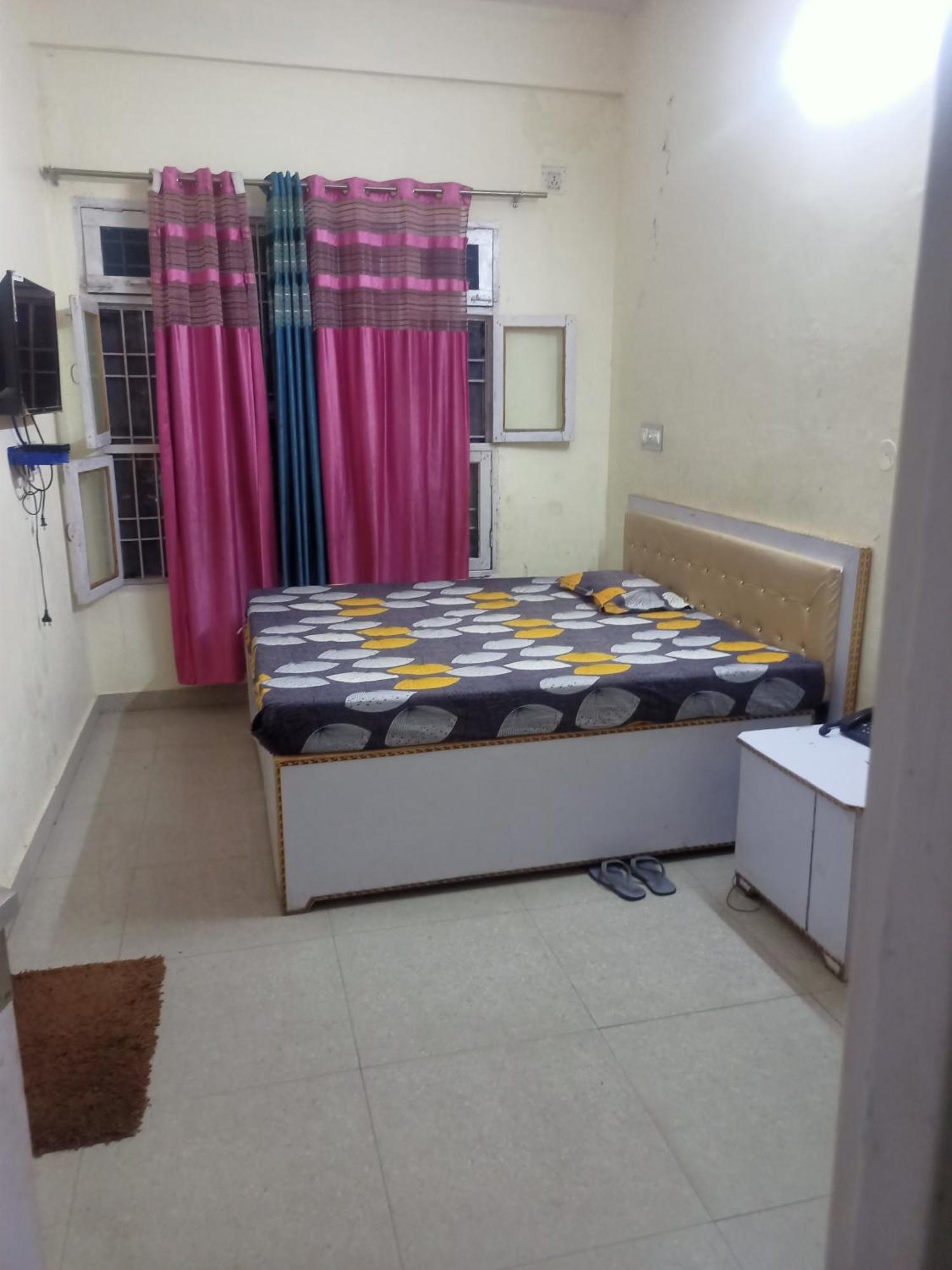 City Crown Guest House Sundarnagar الغرفة الصورة
