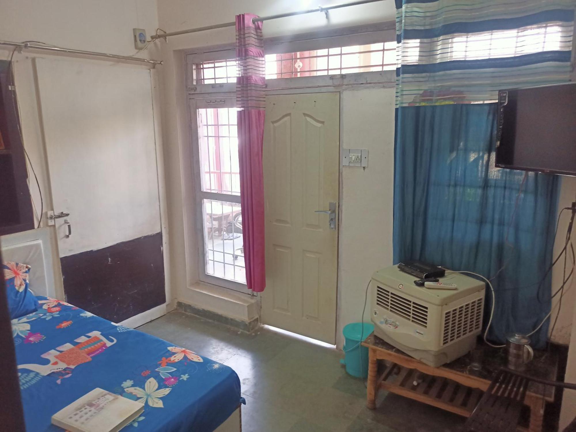 City Crown Guest House Sundarnagar الغرفة الصورة